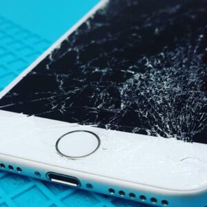 Sostituzione display iPhone 7 bianco